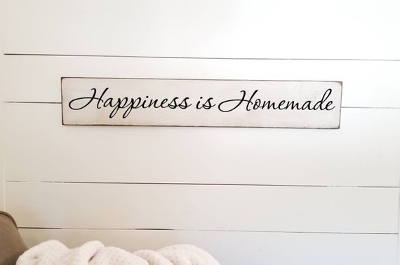 Happiness is Homemade Wooden Sign -  Farmhouse Décor - Livingroom Sign - Kitchen Sign - Rustic -  Primitive Wood Sign - Family - Large
