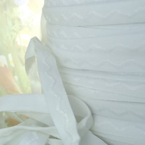 5yd White Stretch fold over Elastic Trim with design pattern for diy Headbands sewing neck edging  underwear panties doll cloths lingerie