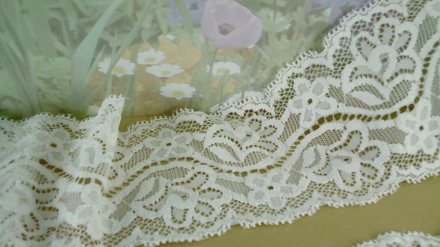 22 Yards Frilly Elastic Headbands Picot Edge Stretch Lace 7/8 Inch Wide Lingerie Elastic Ribbon Webbing Lace Trim For DIY Sewing Crafts Garment Embellishments Gift Wrapping Light Yellow DIY