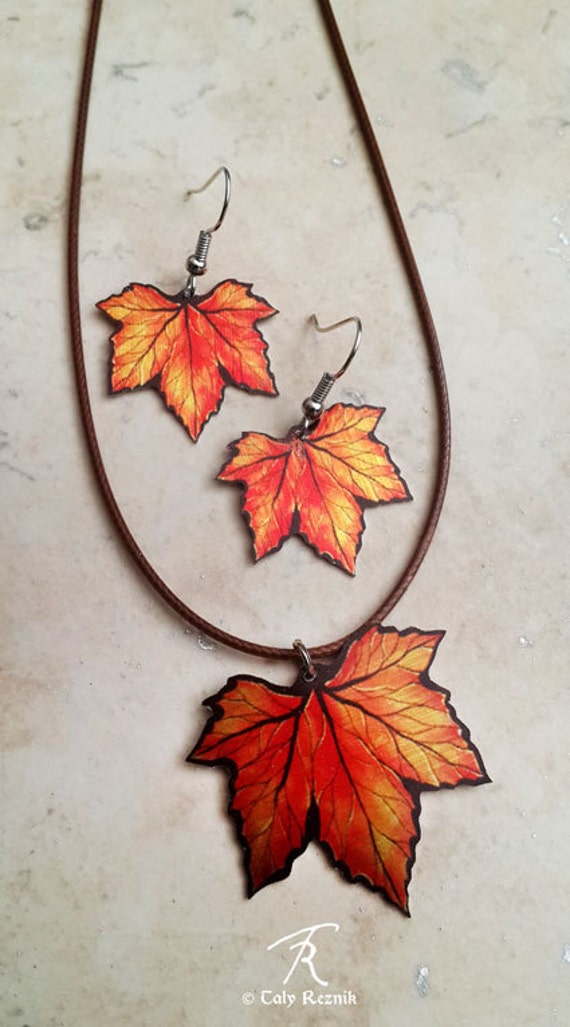 Elegant Nature Autumn Fall Golden Orange Red Leaf Pendant - Golden Maple Leaf Pendant