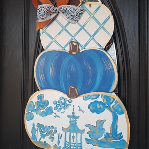 Chinoiserie Stacked Pumpkin Door Hanger, Blue and White Design, Pumpkin Door Sign, Fall Door Hanger