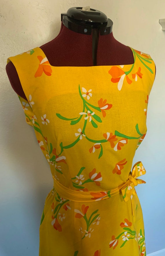 1960s 1970s Malia Honolulu Yellow with Orange Flow