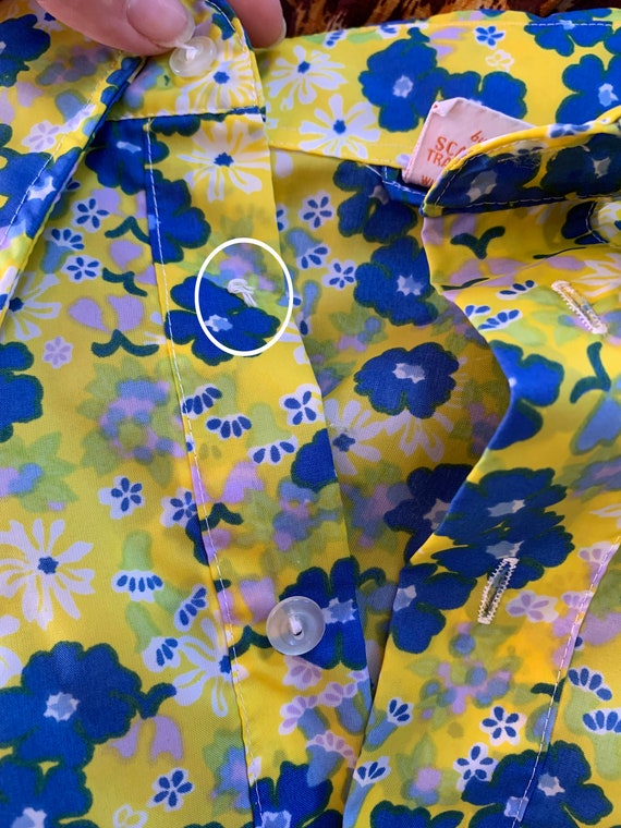 1970s Blue and Yellow Floral SKYR Nylon Windbreak… - image 9