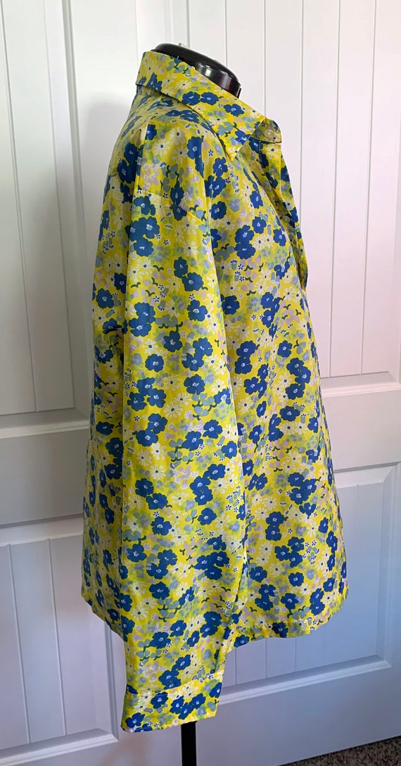 1970s Blue and Yellow Floral SKYR Nylon Windbreak… - image 4