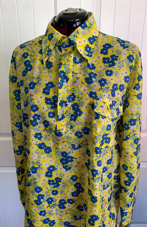 1970s Blue and Yellow Floral SKYR Nylon Windbreak… - image 1