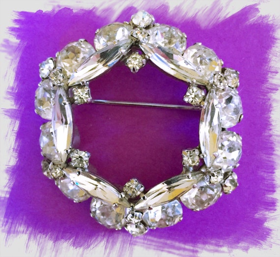 Stunning Clear SHERMAN Brooch - image 1