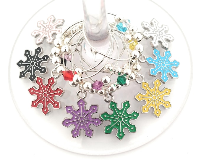 Snowflake Wine Glass Charms For Your Wine Glass at Holiday Winter Parties, Christmas Gift and Hostess Gift, Glass Tags and Identifiers -8 Pk