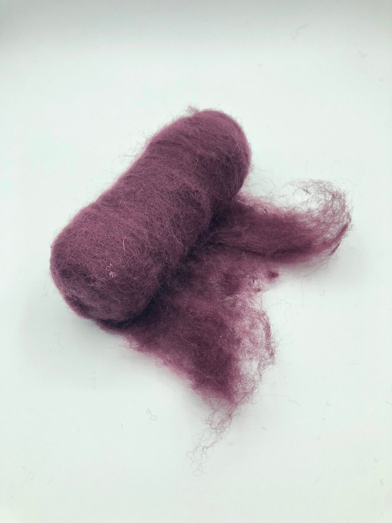 Carded Wool 25g Dark RedBourdeaux