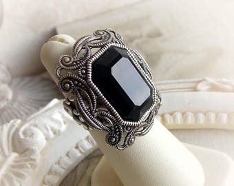 Black Crystal Ring: Ornate Gothic Victorian Statement Jewelry