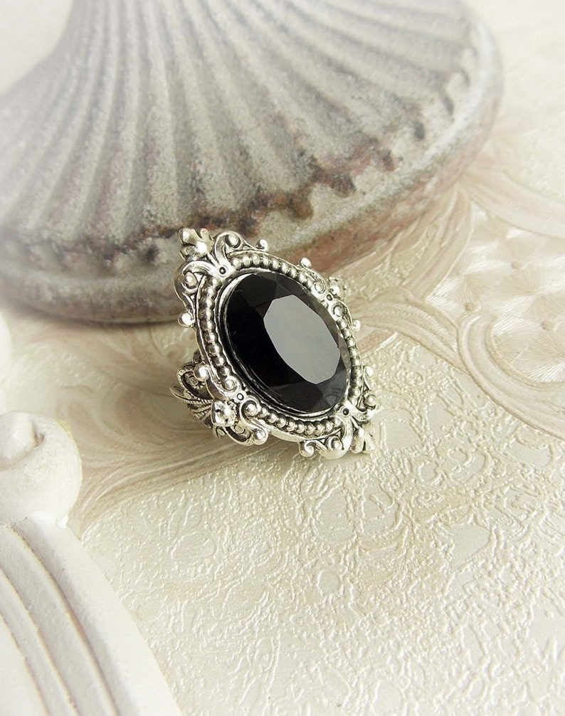 Black Jewel Ring Gothic Victorian Ring Black Crystal Cocktail Etsy