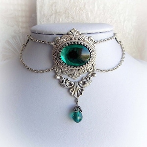 Emerald victorian gothic choker green jewel renaissance fantasy choker victorian emerald stone ornate choker victorian necklace image 1