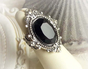 Black Crystal Ring: Gothic Victorian Antique Silver Cocktail Ring