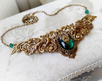 Renaissance aged brass choker, green baroque choker, victorian gothic jewelry, bridesmaid vintage jewelry, romantic gift for women