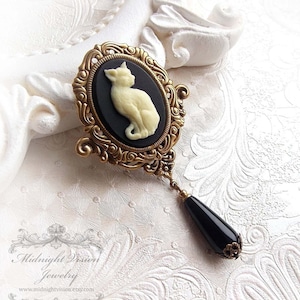 Gothic cat cameo brooch or pendant gothic victorian brooch steampunk brooch cameo pendant cameo brooch gift for her elegant jewelry