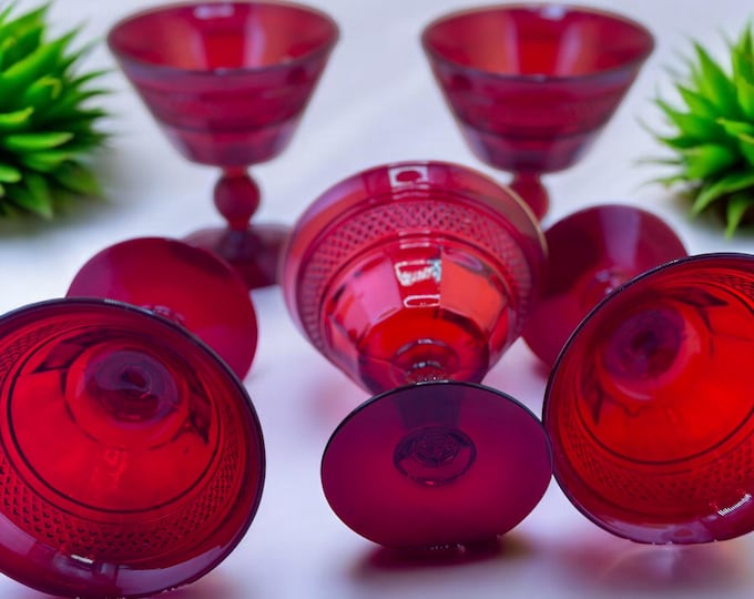 Viking Mt Vernon Red Champagne Goblets: Elegant Cross Hatch Stem, Vintage Glass
