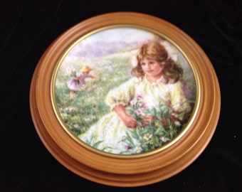 Vintage| Wall Hanging Plate |  Erin of Ireland