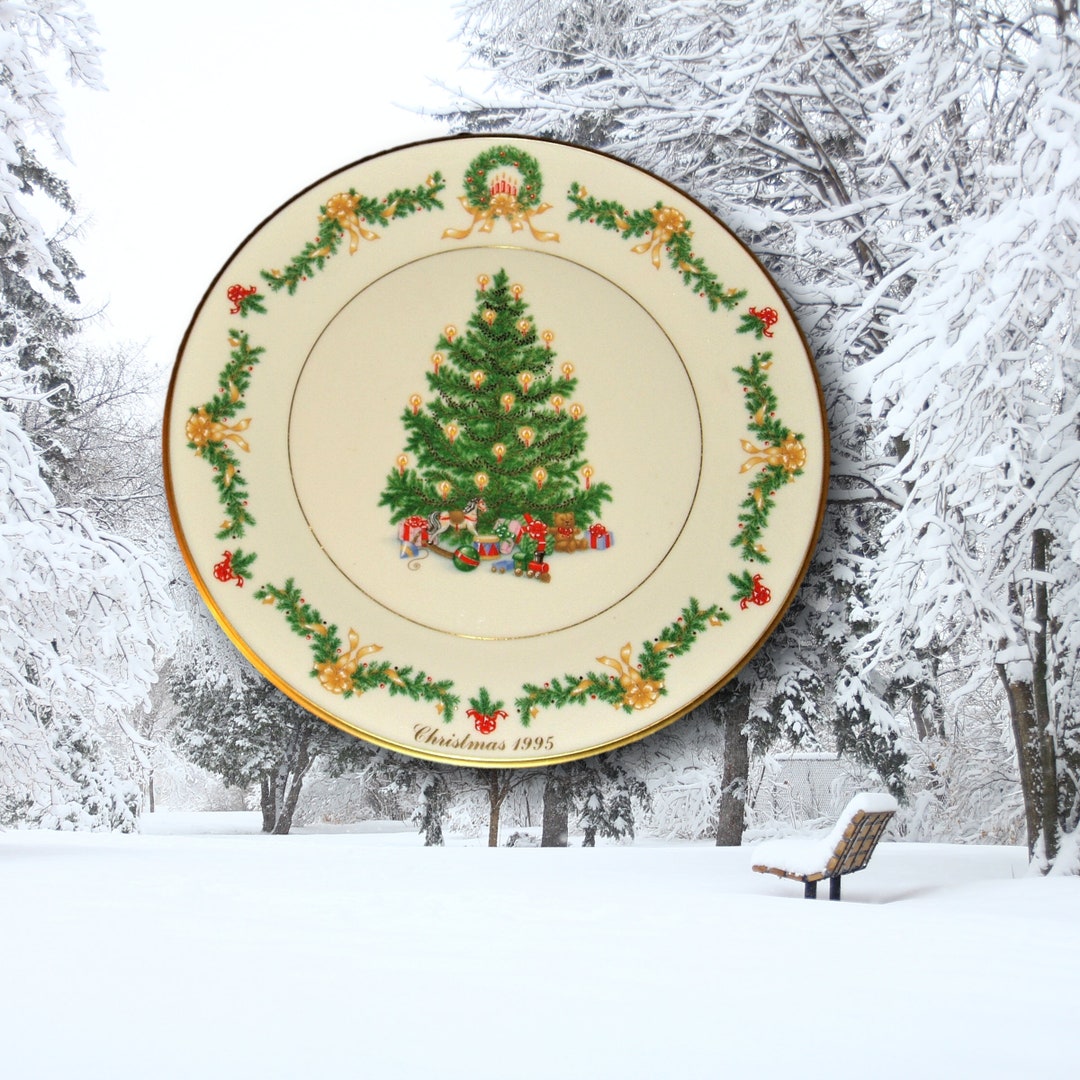Lenox China Wall Hanging Plate Christmas Trees Around the World