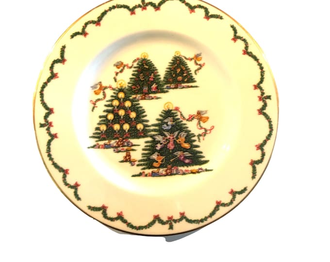 Lenox Joy Of Christmas Trees Salad Plate: Festive Holiday Dining