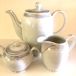 Vintage PMR Jaeger Eisenberg Porcelain Bavarian China Tea Set
