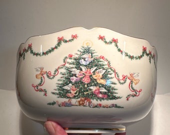 Lenox China Joy of Christmas 8 Inch Round Vegetable Bowl | Giftware