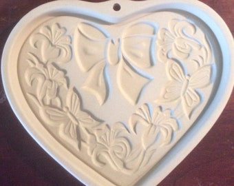Pampered Chef COOKIE MOLD Spring Wreath Heart