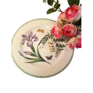 Vintage Mikasa Garden Gallery Salatteller 4er Set | Eingestelltes Blumengeschirr mit Iris, Schmetterlingen, grünem Rand Sammlerporzellan