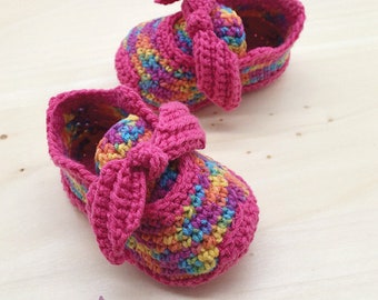 CROCHET PATTERN Baby Booties, Bow Sneakers Crochet Pattern, Newborn Crochet Shoes, Preemie Crochet Bow Booties, 18” Doll Shoes