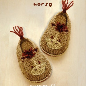 Horse crochet baby shoes pattern digital download Woodland animals slip on slippers moccasin socks baby booties crochet pattern applique image 1