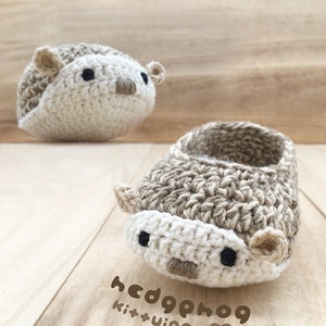 Hedgehog Booties CROCHET PATTERN Hedgehog Crochet Baby Shoes, Slippers, Moccasins Woodland Hedgehog Baby Booties Porcupine Booties image 4