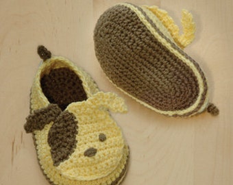 Puppy crochet baby shoes pattern - digital download - Newborn infant toddler sizes - Dog slip on slippers moccasin socks baby booties pdf