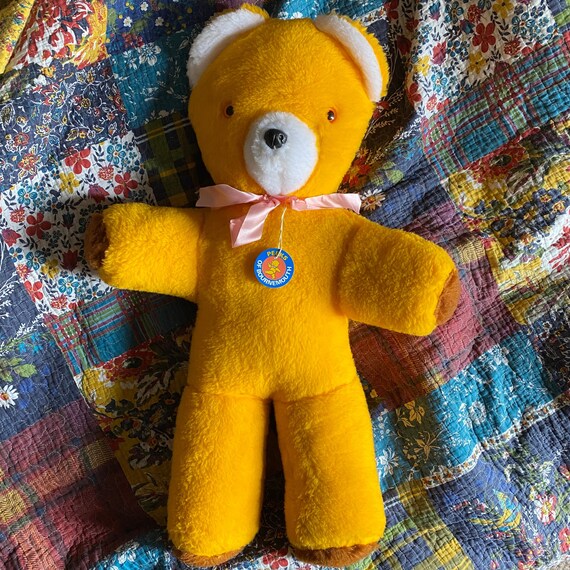 giant yellow teddy bear