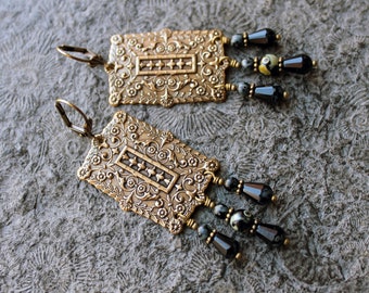 UNIQUE * Gala earrings * Chandeliers * BLACK SHIELDS * Black | Brass