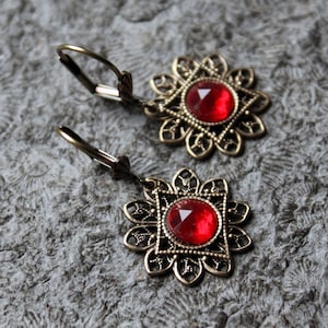 Cabochon Earrings * STELLA * Brass | Red * Vintage