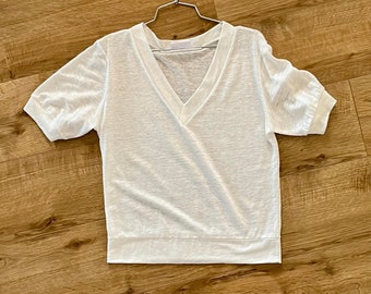 Chemise en lin blanche à col en V,T-shirt en lin blanc,T-shirt blanc décontracté,Top blanc à manches courtes,chemisier blanc élégant,Vêtements en lin pour femme