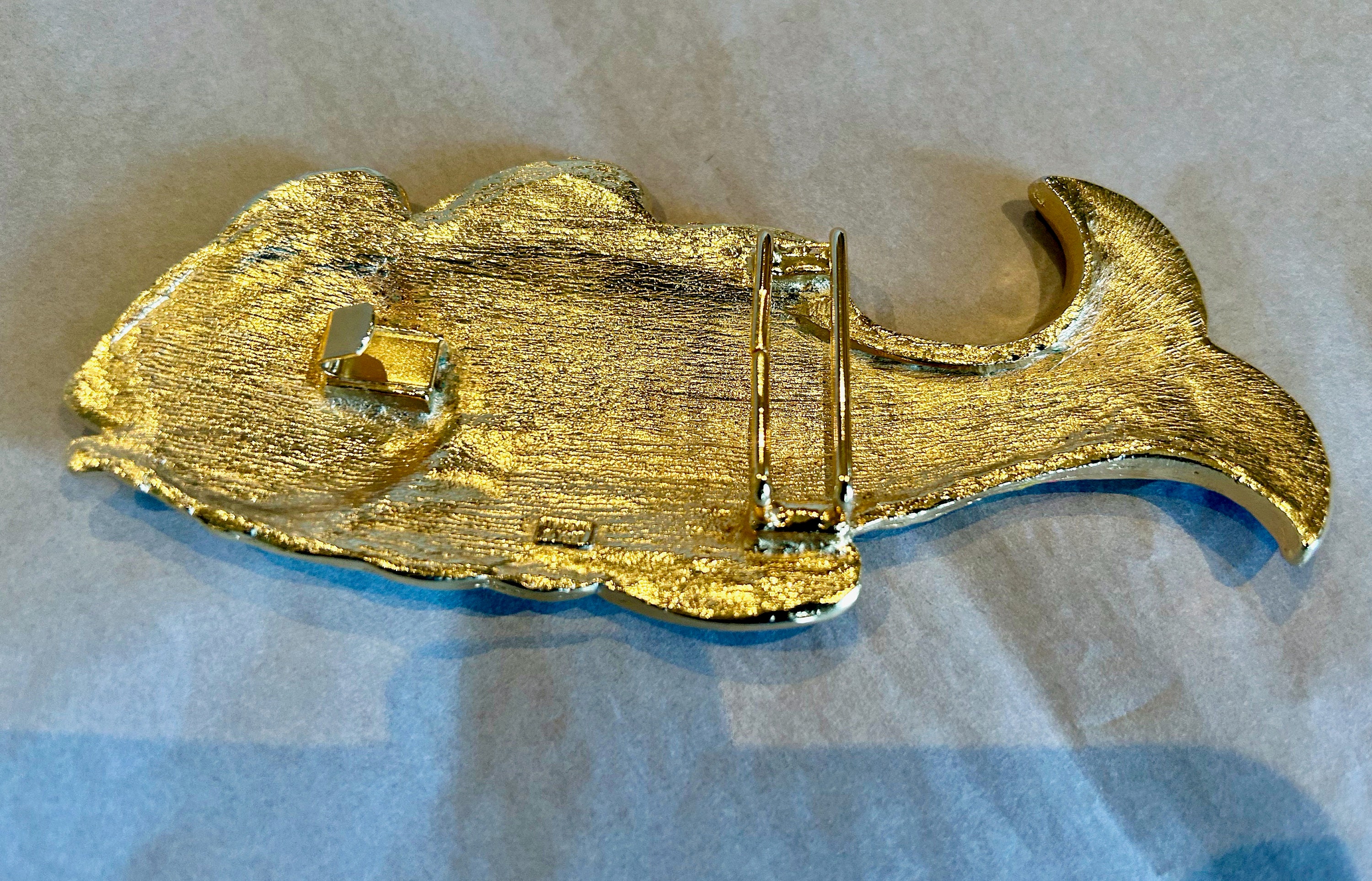 Mimi Di N Rainbow Fish Belt Buckle: Gold Metal Hand-painted  display picture 3