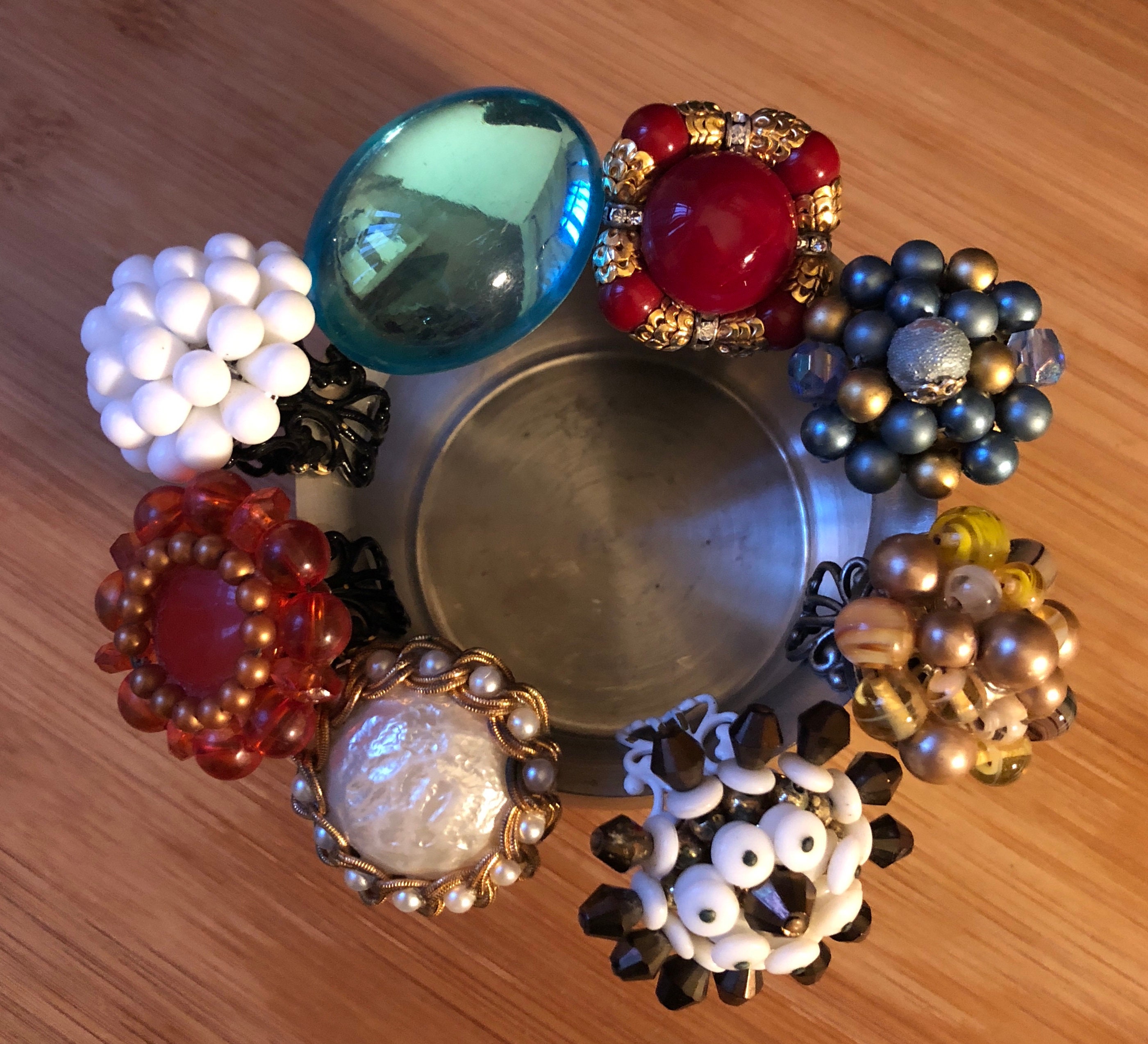 Retro Cocktail Ring Repurposed Costume Jewelry Gals and Pearl Etsy España