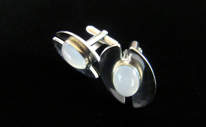 Free U.S Shipping Business faux opal Groom- Wedding ANSON polished silver tone modernist vintage cuff links with white opaque stone