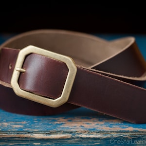 Custom sized belt - 1.5&quot; width, Horween Chromexcel leather, center bar buckle - brown