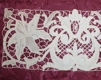 Antiek Point De Venise Lace Runner kleedje uit wit linnen Vintage