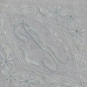 Antique Hanky / Vintage Hanky / Madeira Embroidery / Monogram "R" / Embroidered Bridal Wedding Handkerchief Hanky Hankie
