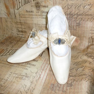 Antique Edwardian Wedding Shoes-French Silk Steel Cut & Rhinestone Buckle Bows Slippers White Leather Shoes Stage-Photo-Prop