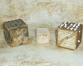 Unique ANTIQUE Cube Tête de Verre Noir Toilette Pins Allemagne Aix-La-Chapelle Chapeau Coudre Antique vintage Bijoux