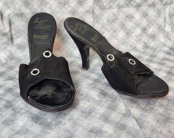 Vintage 1950s SPRING-O-LATOR Shoes Black Suede Rhinestone High Heel Stiletto Peep Toe Shoes  Leather Spring-o-lators size 5 1/2b