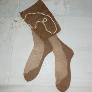 1 Pair Garter Stockings-Seamed Cuban heel Hosiery Size-10 UNWORN