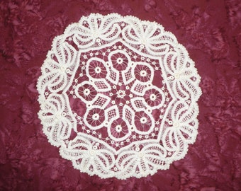 Antique Battenberg Lace Doily Linen Hand Embroidery Exquisite!!!