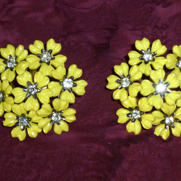 Vintage Earrings 1960s 1970s Mod Yellow flowers with Rhinestones clip on earrings