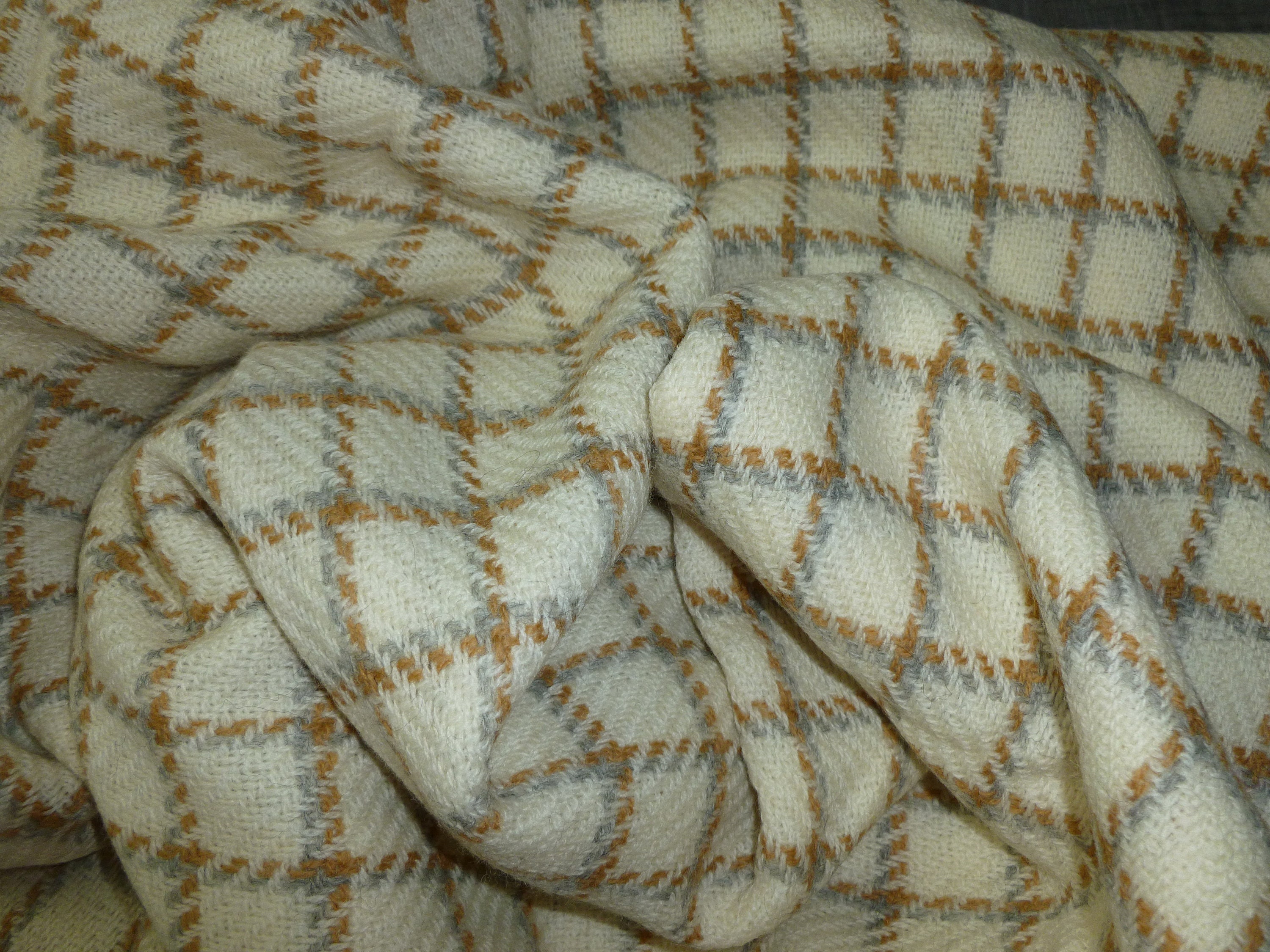 Vintage Plaid Wool Fabric~NOS UNUSED~56"x 54" Unused Lightweight Doll Costuming Toy Crafting Quilting Suiting