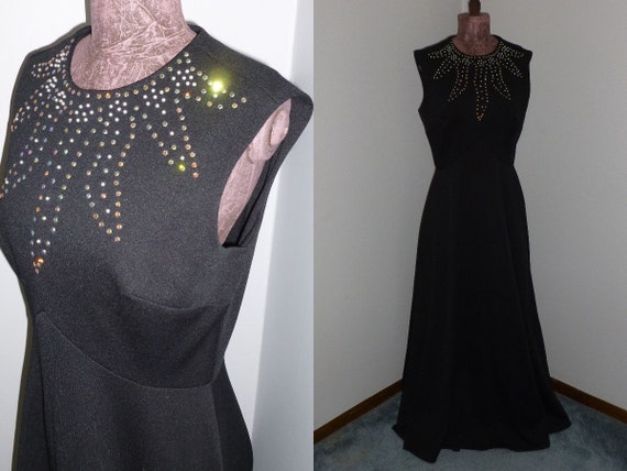 Elegant Vintage Black Dress -Retro 1960s-1970s Ma… - image 1