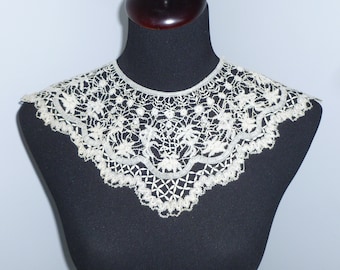 Antique Mixed Lace Collar Ornate Reticella Needle Lace Floral Bertha Collar Dress Front Vintage Lace