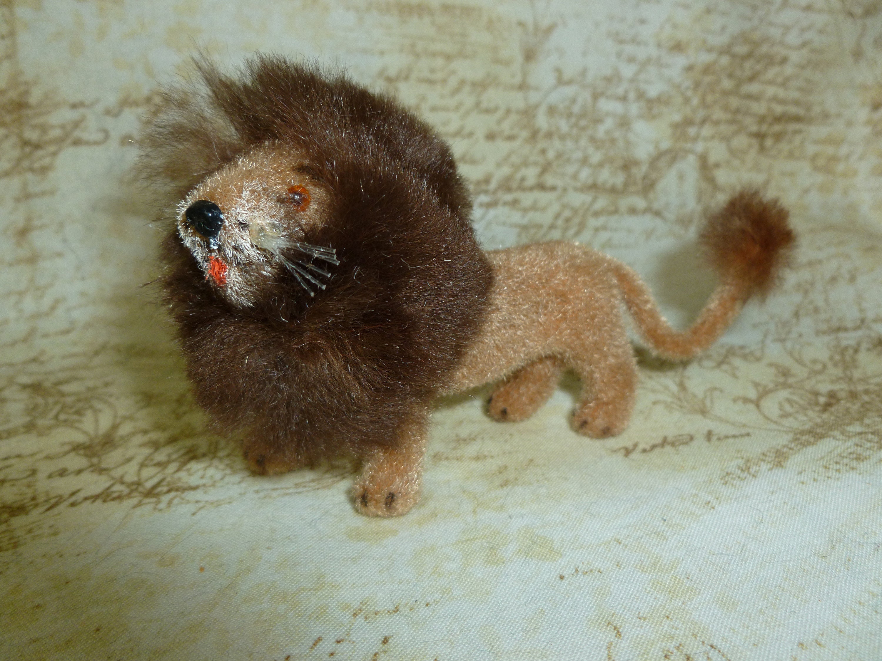 Wagner Kunstlerschutz ワグナー社製　トイアニマル Vintage Wagner Kunstlerschutz Flocked LION Animal Toy Figure